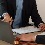 ¿Te han acusado de delitos económicos y no sabes cómo preparar tu defensa?